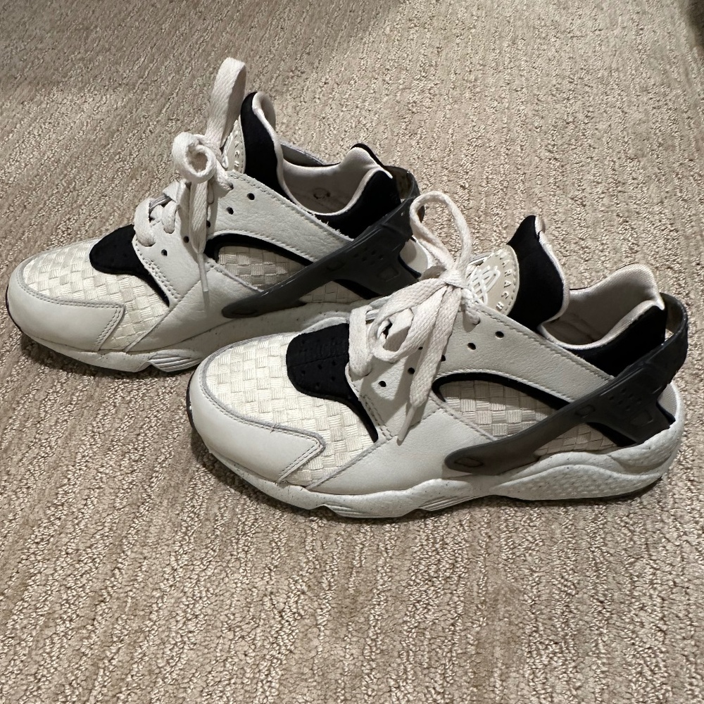 Nike Air Huarache Sneakers